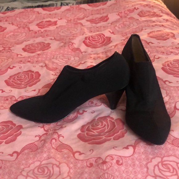 Vintage Joan & David Black Sock Booties - Picture 3 of 3